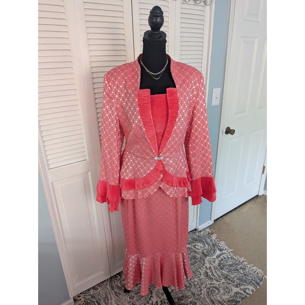 Giovanna Signature Women 12 Coral Brocade Ruffle Church Wedding Skirt Suit Bling